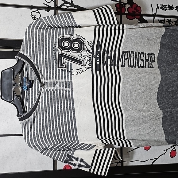 Street Rules Henley Graphic Tee Shirt Urban Striped Size Large - Picture 2 of 6